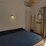 La Mandynia Studio